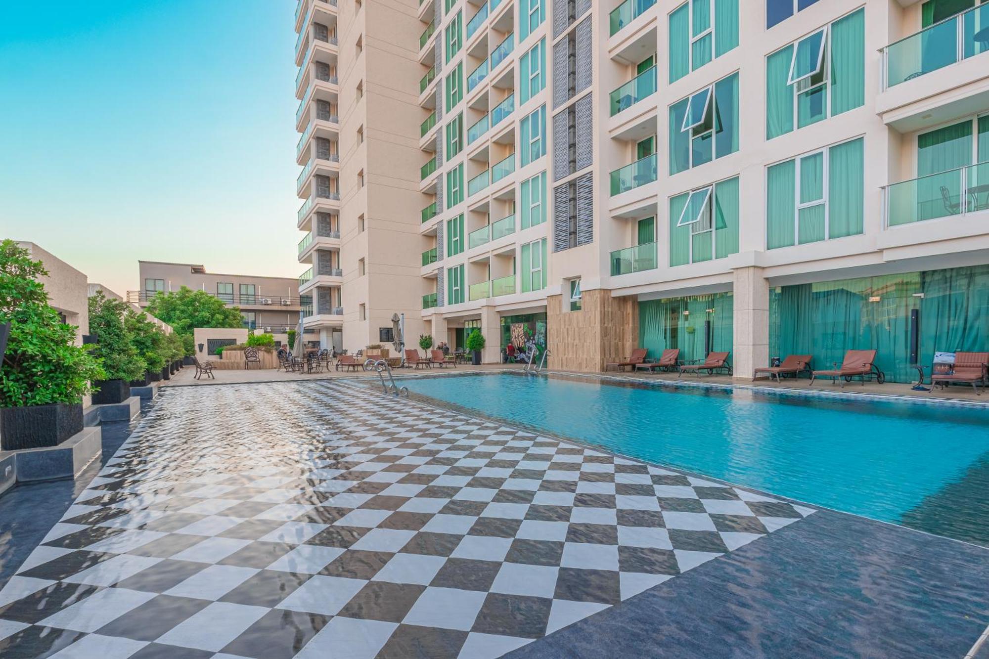 City Garden Tower By Pattaya Holiday Exterior foto